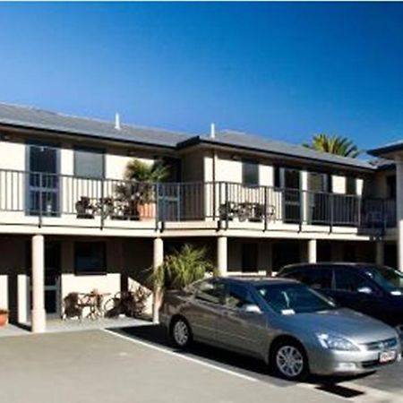 Blenheim Palms Motel Esterno foto