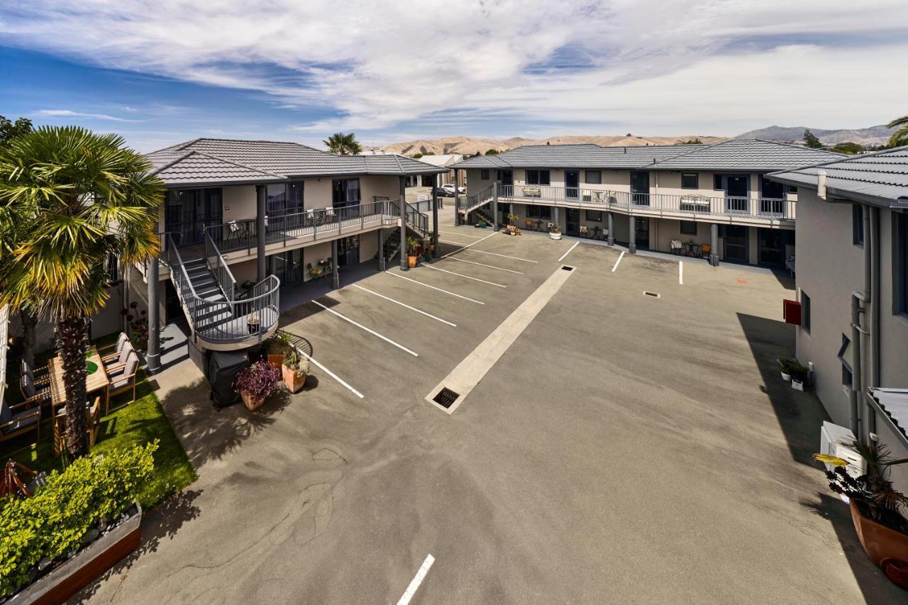 Blenheim Palms Motel Esterno foto