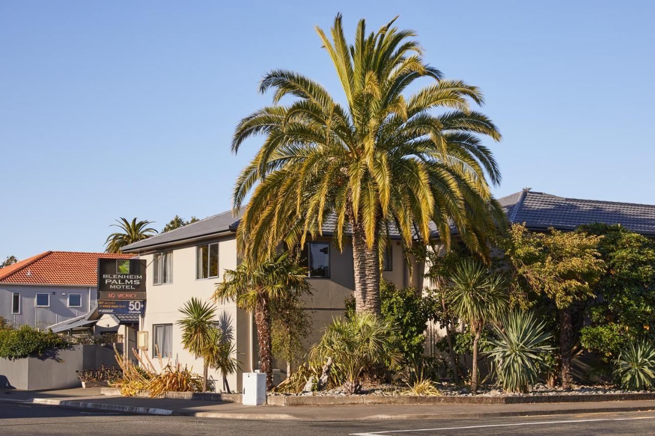Blenheim Palms Motel Esterno foto